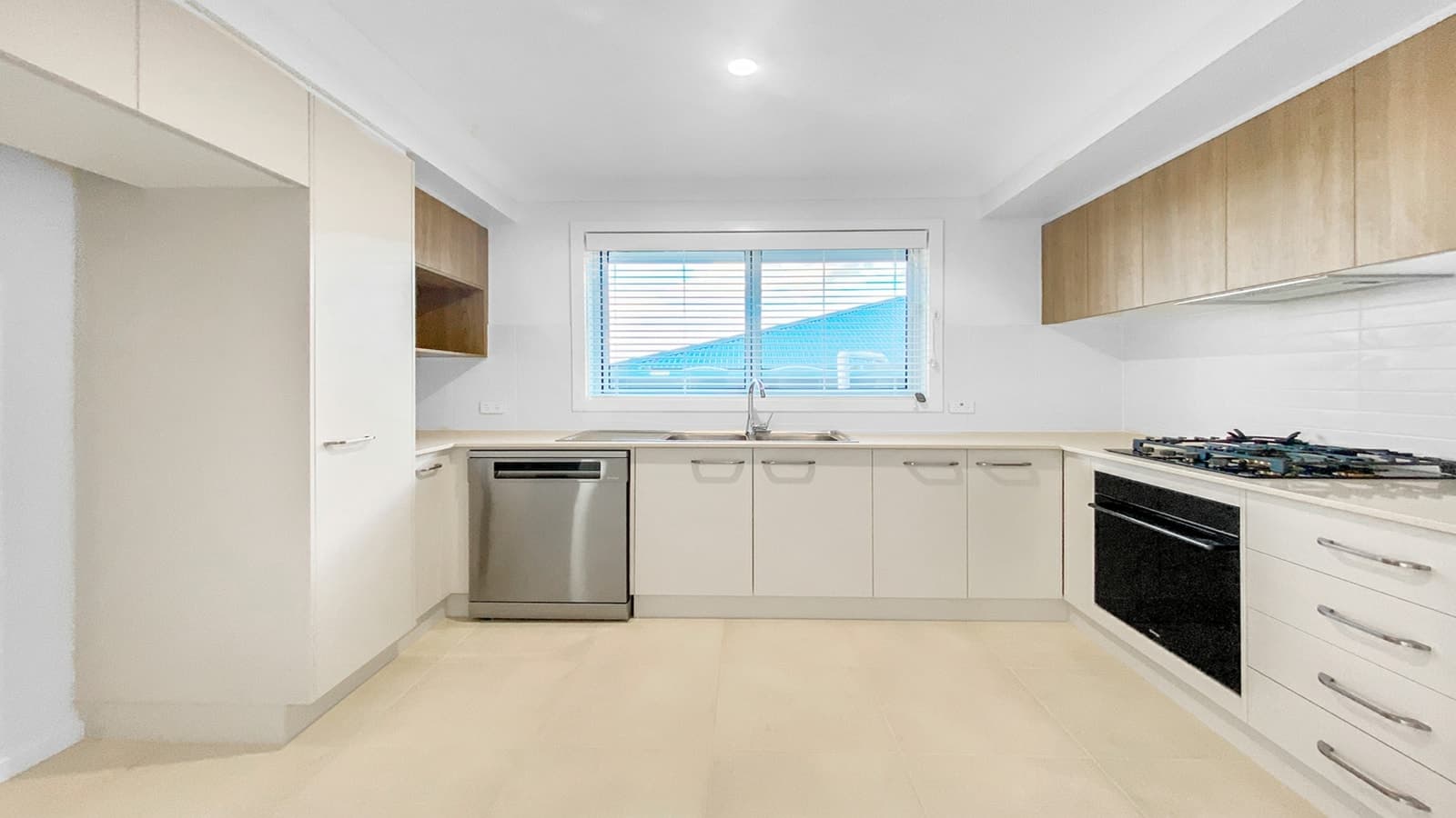 18A Davis Crescent,Caerleon, Caerleon - Image 1