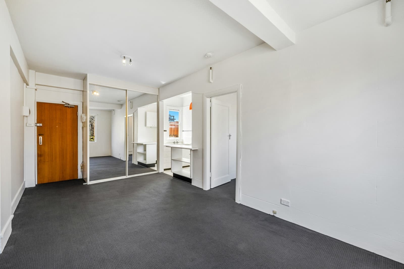 31/19A Tusculum Street, POTTS POINT, Potts Point - Thumbnail 2