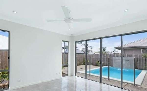 10 Thornborough Circuit, Smithfield - Thumbnail 5