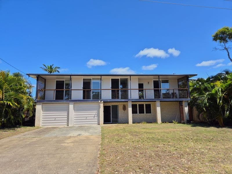 53 Pacific Boulevard, Moore Park Beach, Moore Park.. - Thumbnail 2