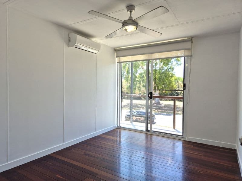 53 Pacific Boulevard, Moore Park Beach, Moore Park.. - Thumbnail 8