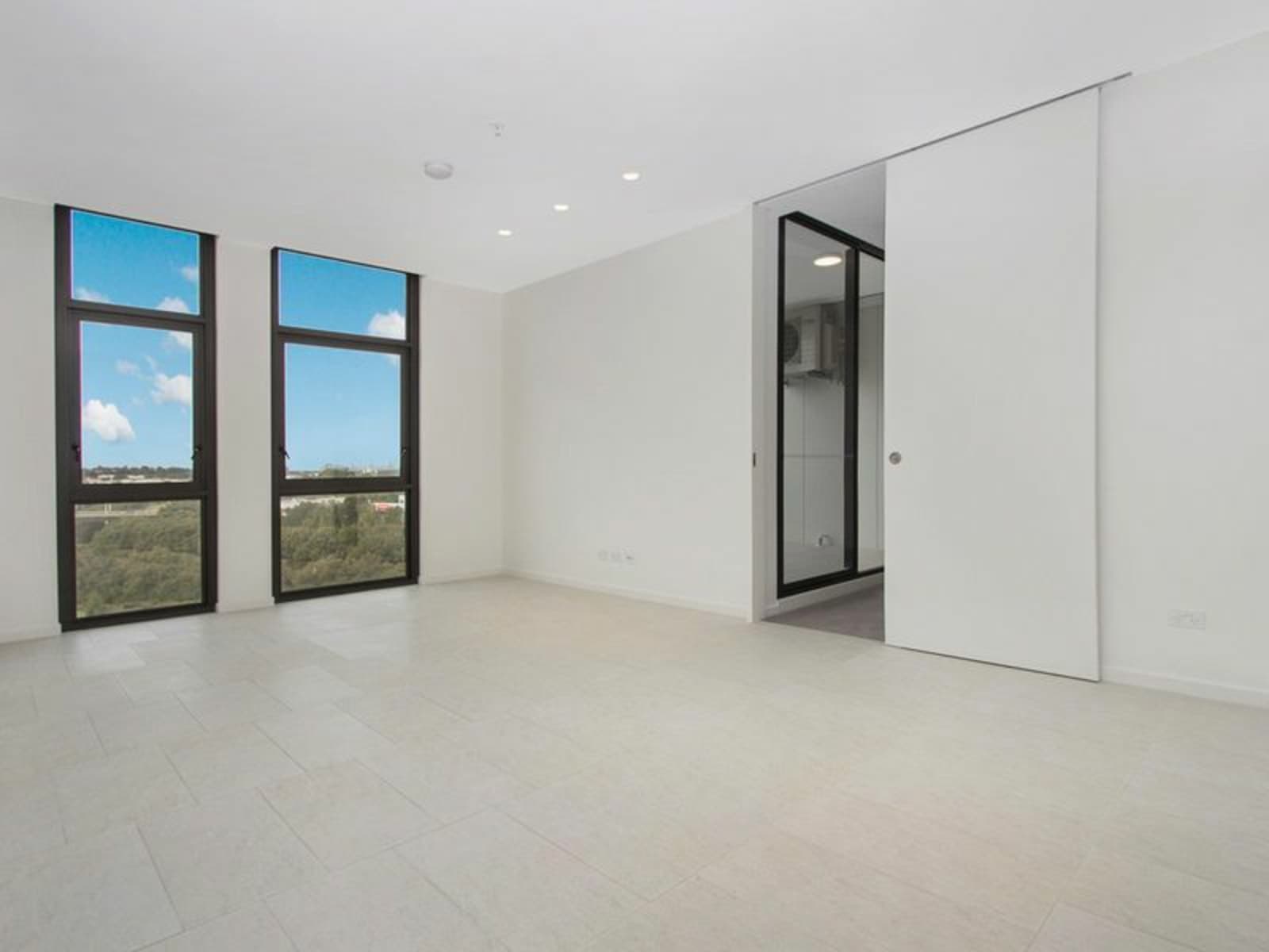 802C/3 Broughton Street,Parramatta, Parramatta - Thumbnail 2