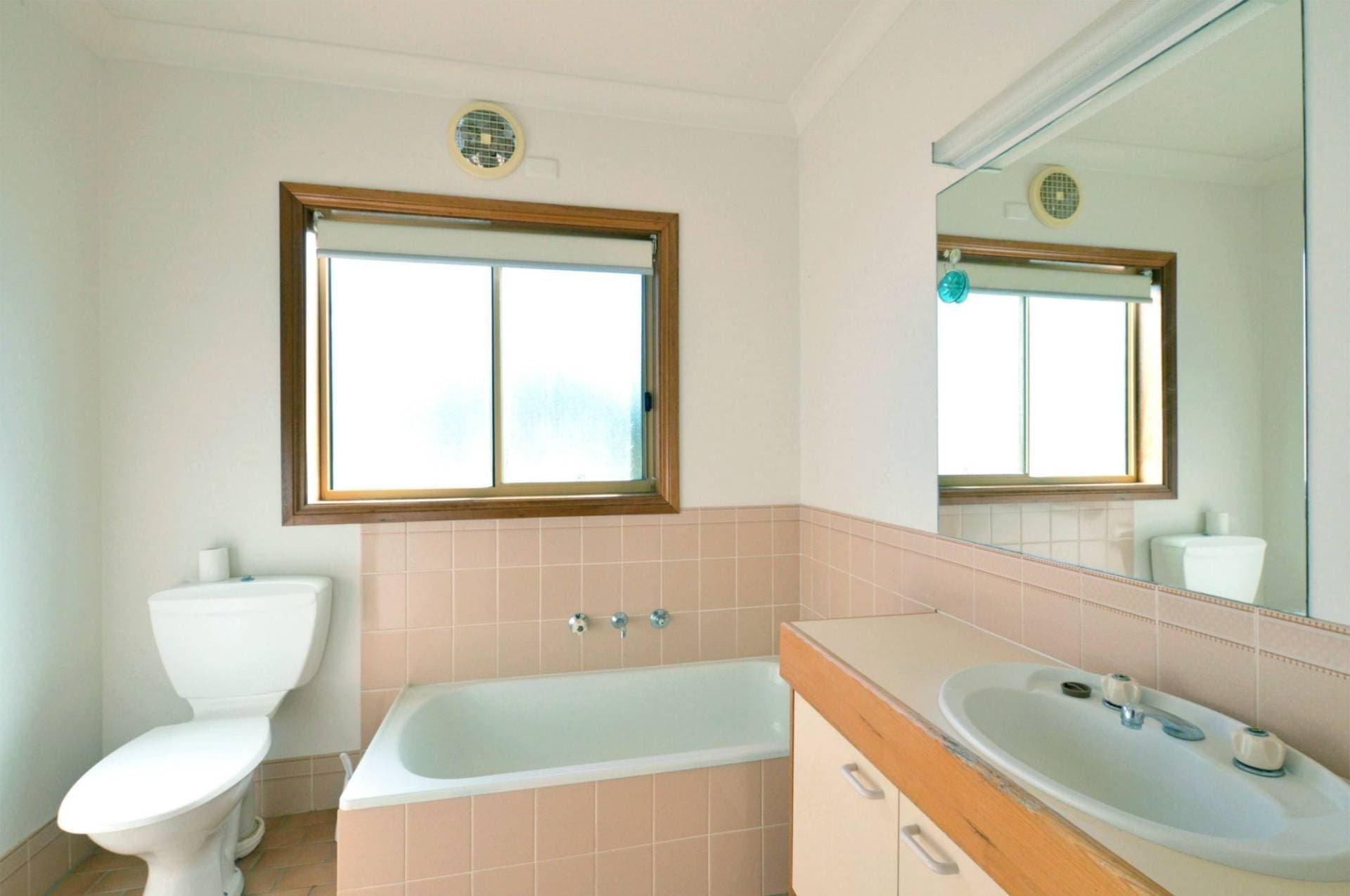 Unit 1, 46-50 Wallaga Lake Road, Bermagui - Thumbnail 6