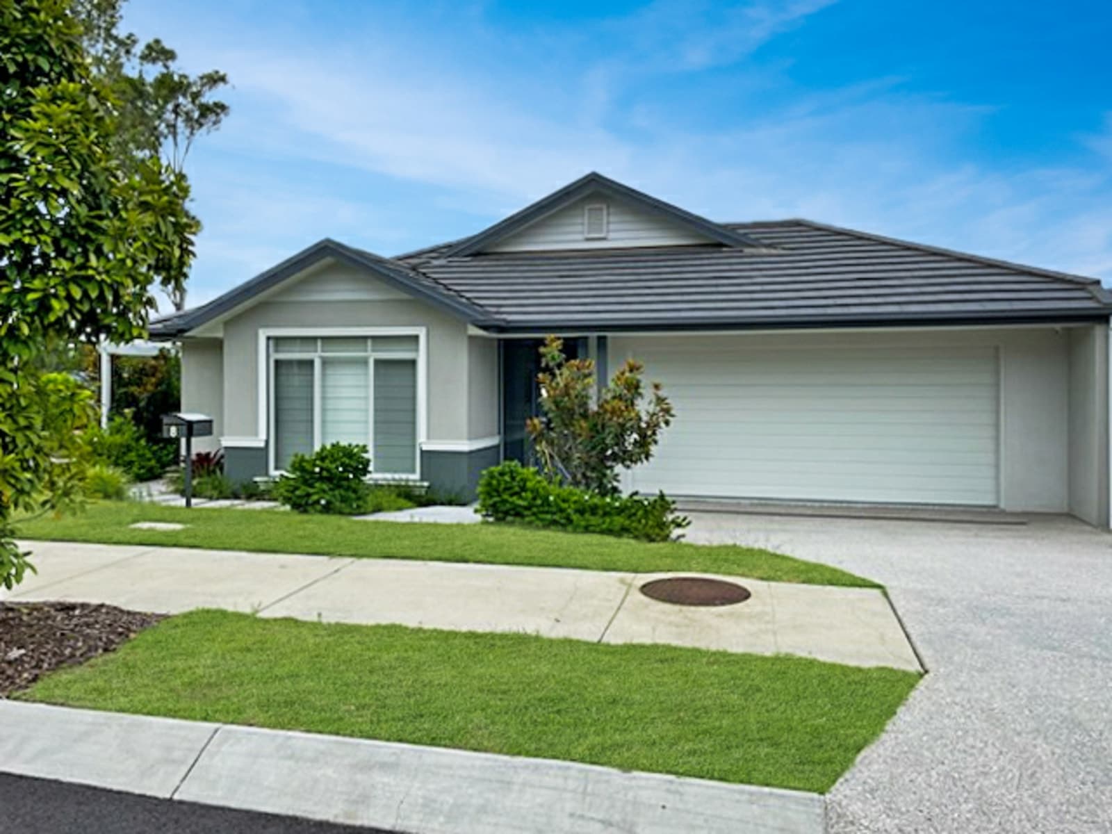 8 Acacia Loop,Greenbank, Greenbank - Image 1