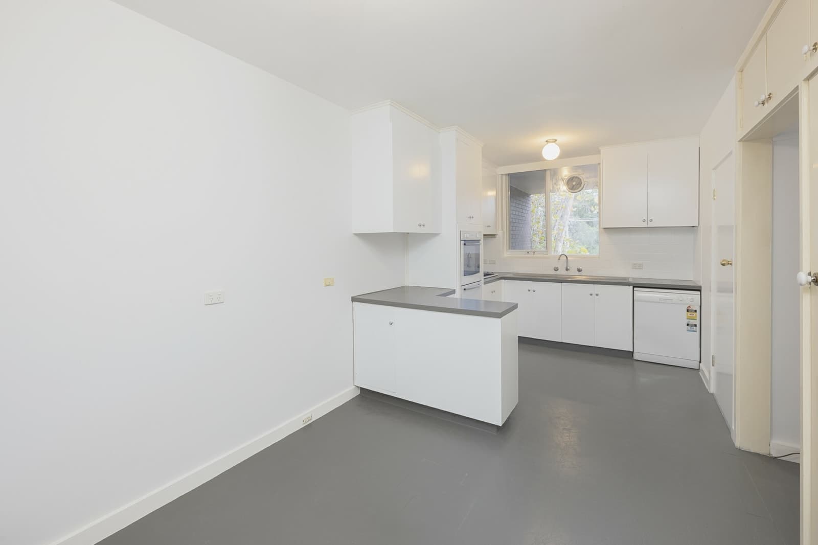 5/31 Dickens Street, ELWOOD, Elwood - Thumbnail 4