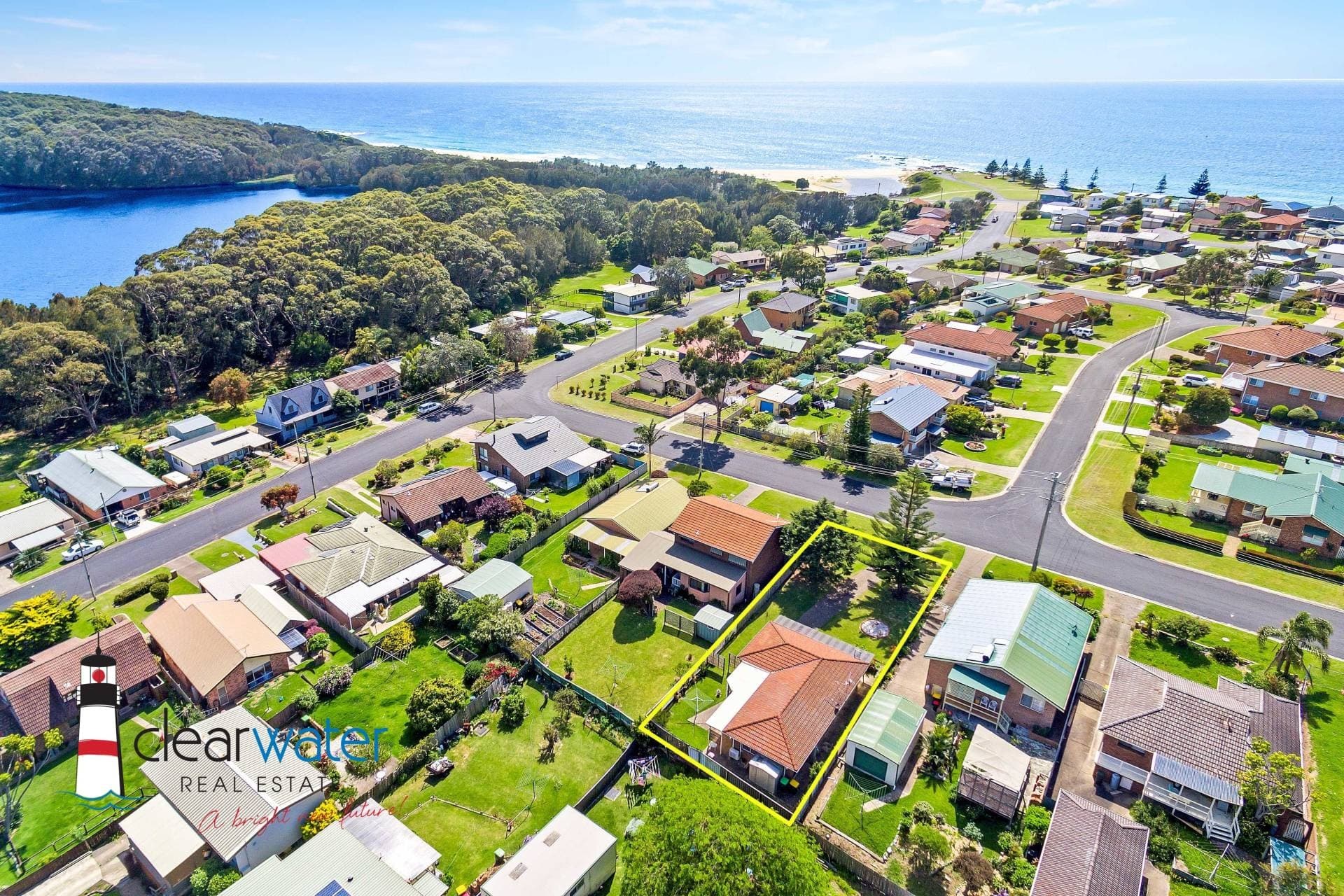 7 Hillside Cres, Kianga - Thumbnail 2