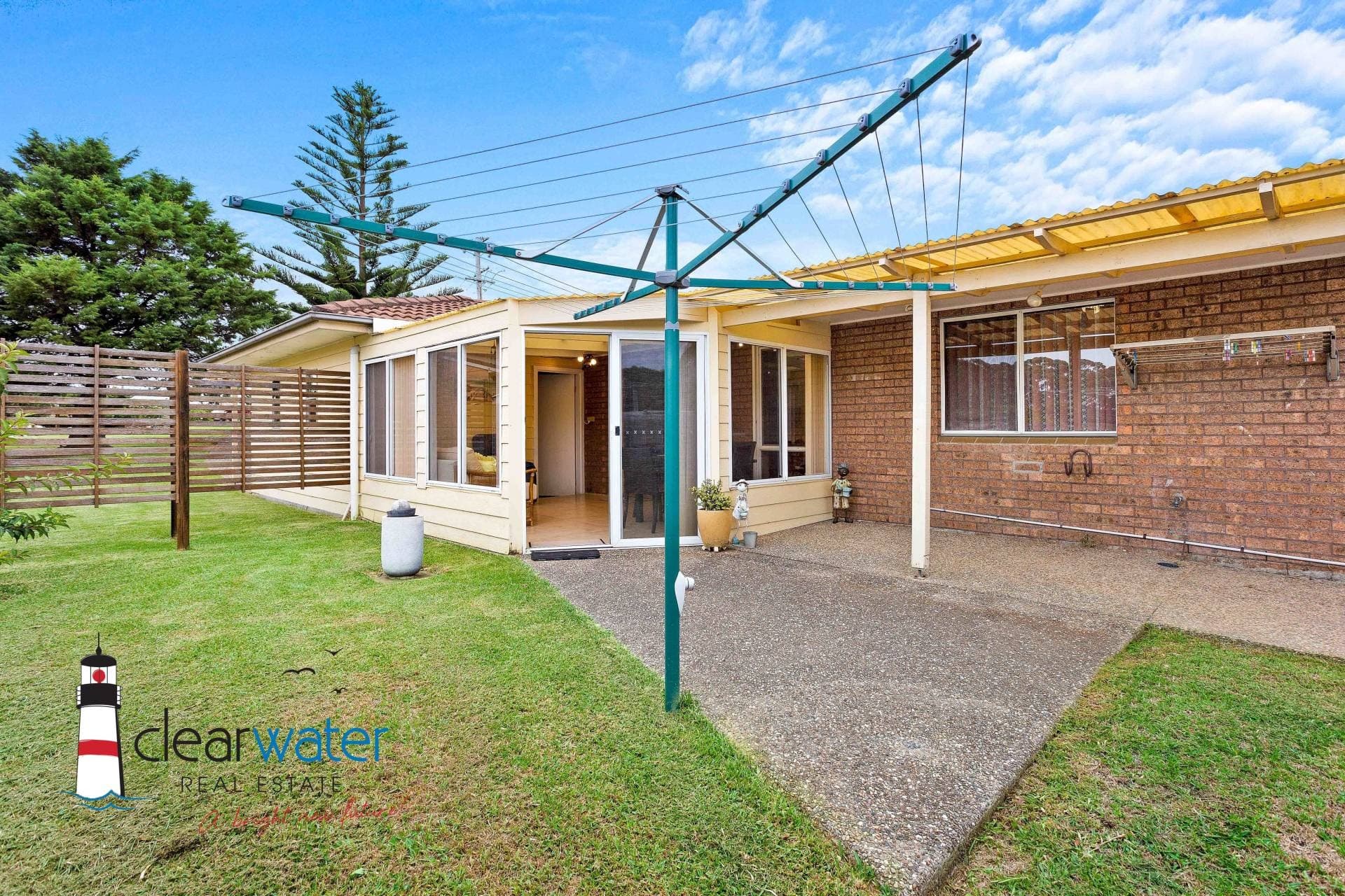 7 Hillside Cres, Kianga - Thumbnail 5