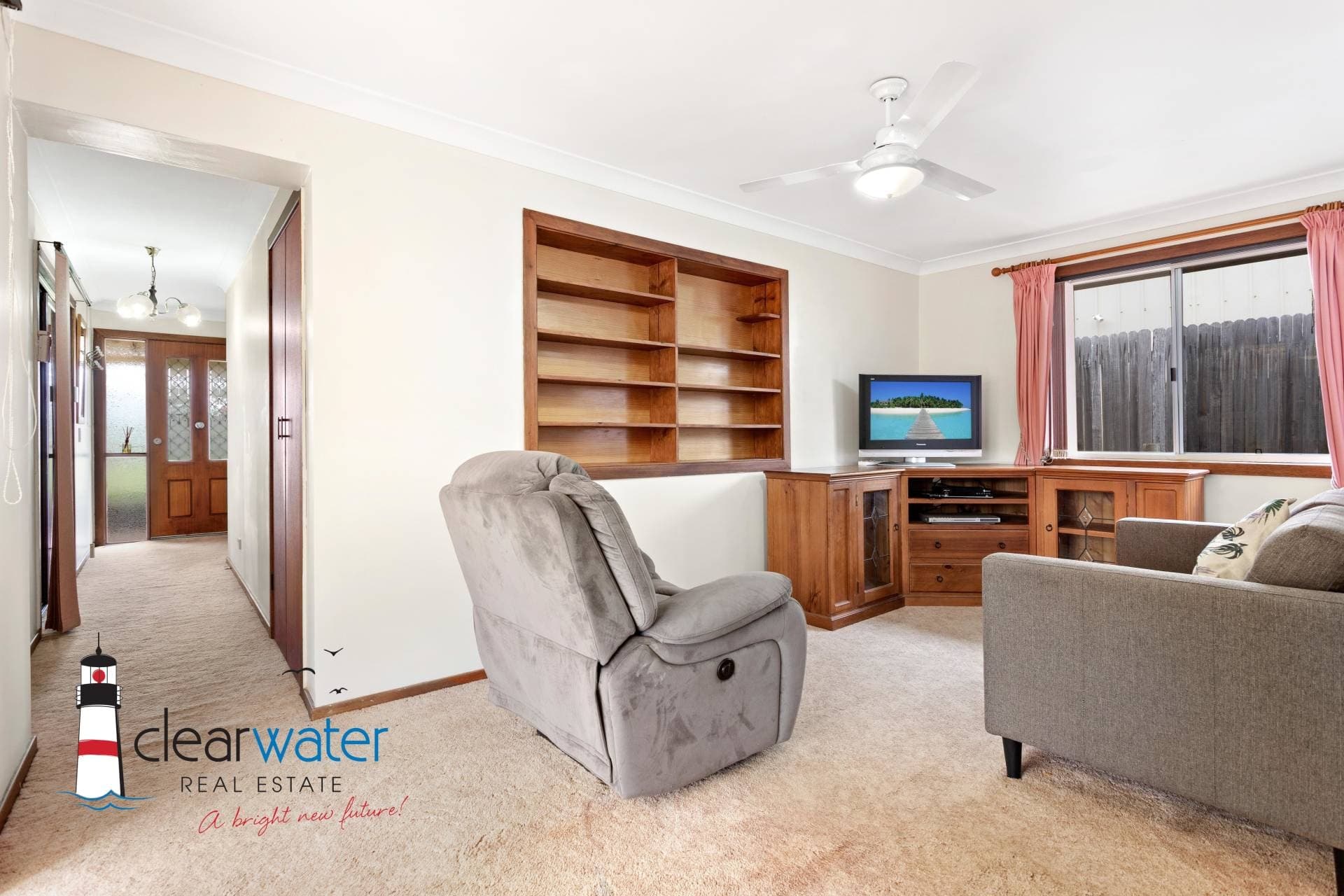 7 Hillside Cres, Kianga - Thumbnail 8