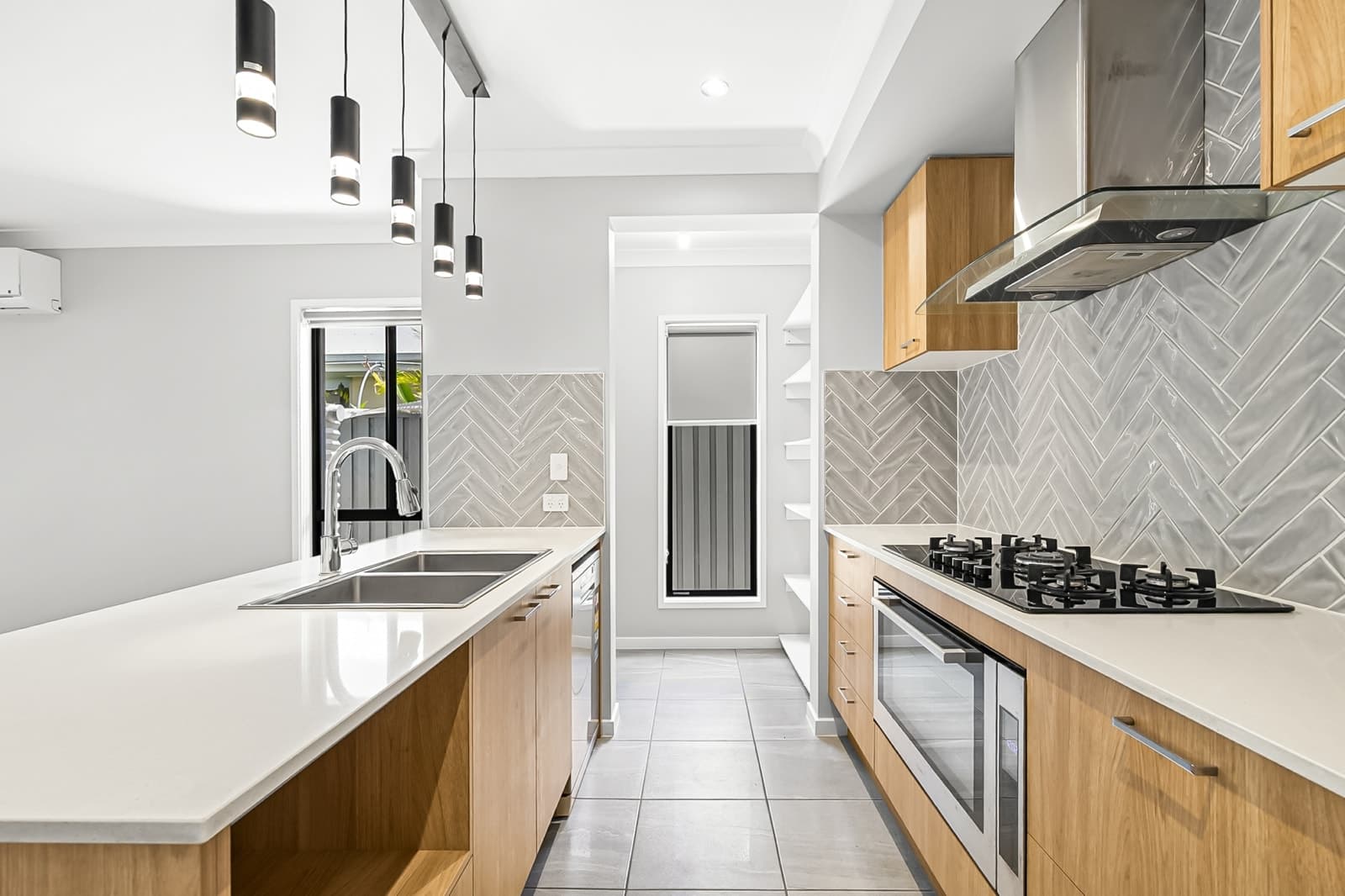 18 Martha Street,Nirimba, Bells Creek - Thumbnail 2