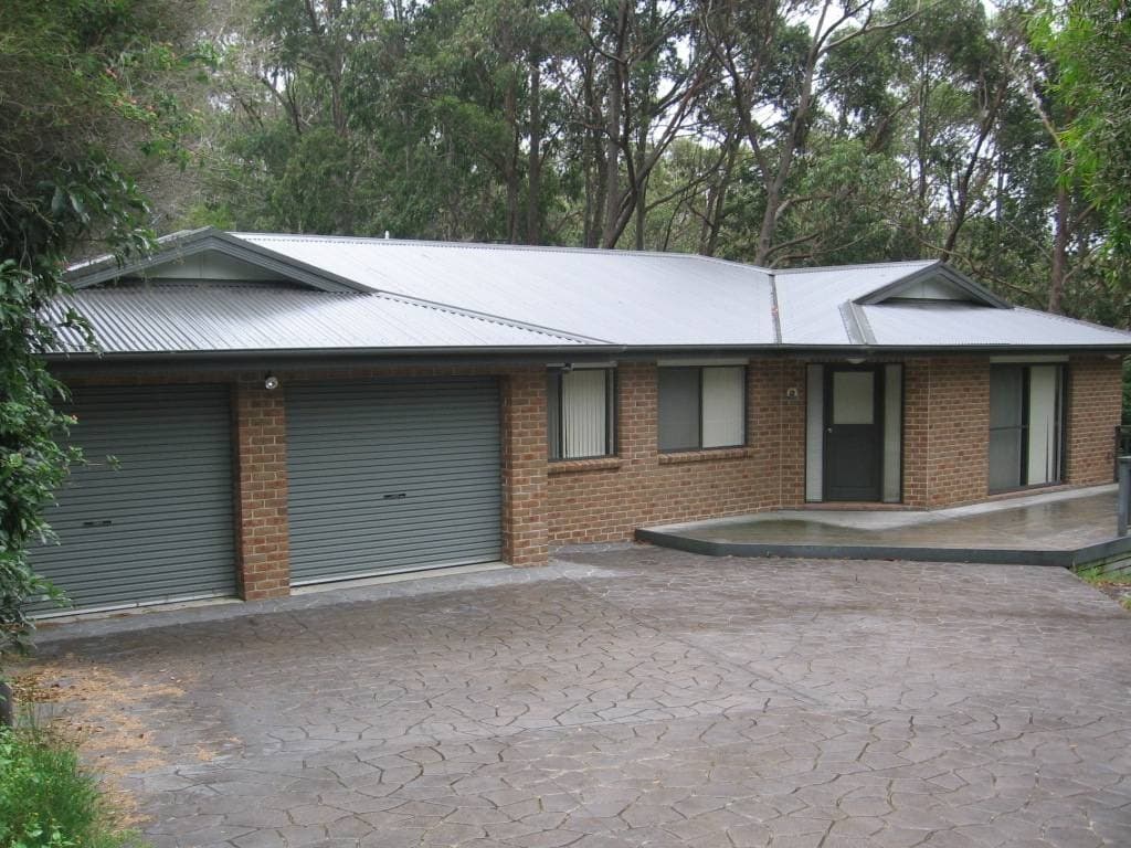 11B Dawn Pde, Kianga - Image 1
