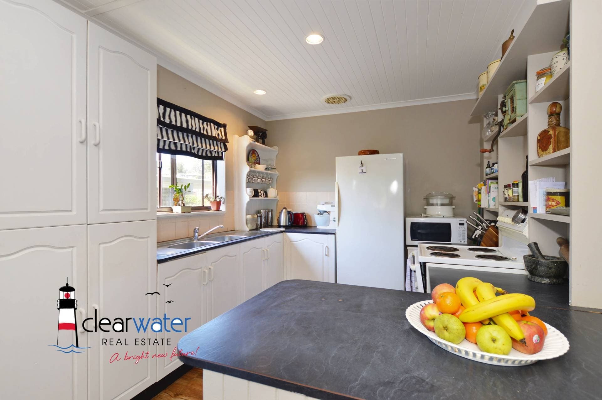 102 Coogee St, Tuross Head - Thumbnail 3