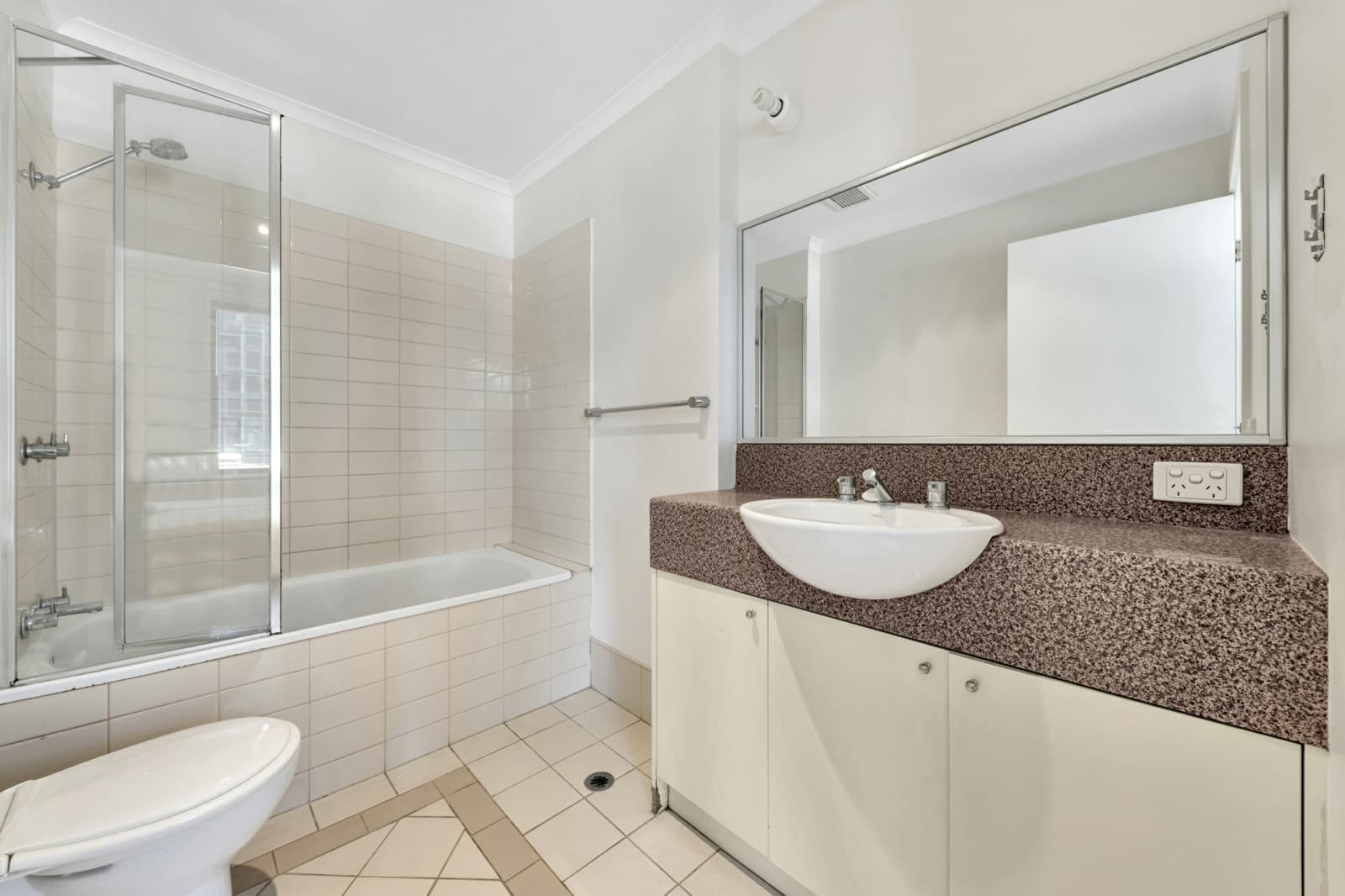 806/442 St Kilda Road,Melbourne, Melbourne - Thumbnail 8