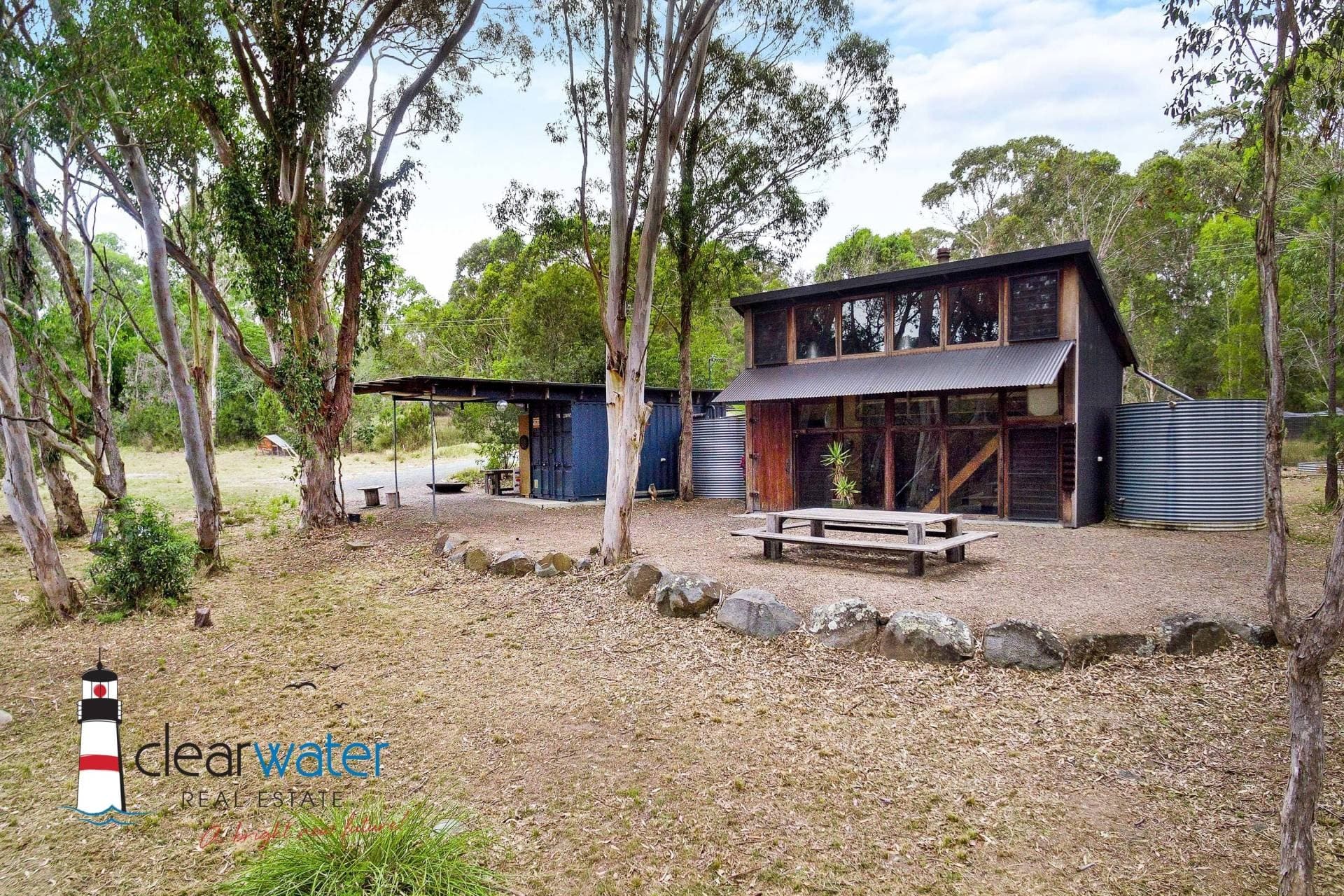 2, 3 Summer Place, Bingie - Image 1