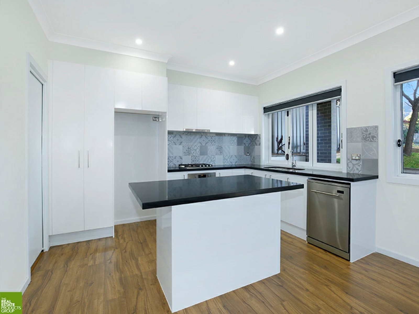 21 Balmoral Street, BALGOWNIE, Balgownie - Thumbnail 5