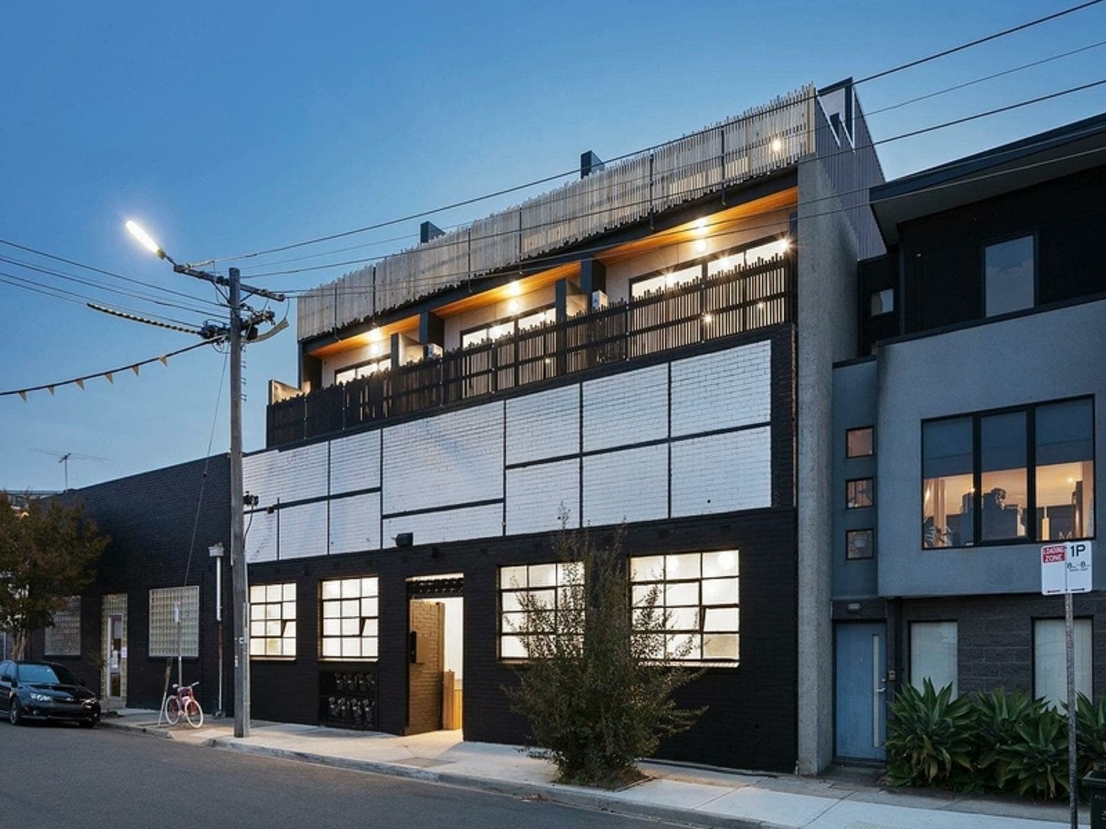 4/10 Langwells Parade,Northcote, Northcote - Image 1