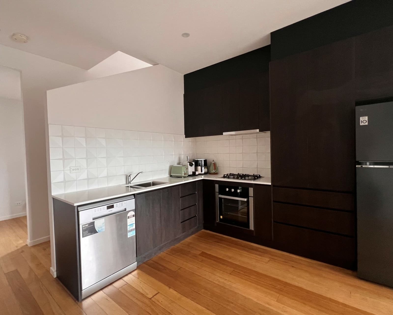 4/10 Langwells Parade,Northcote, Northcote - Thumbnail 4
