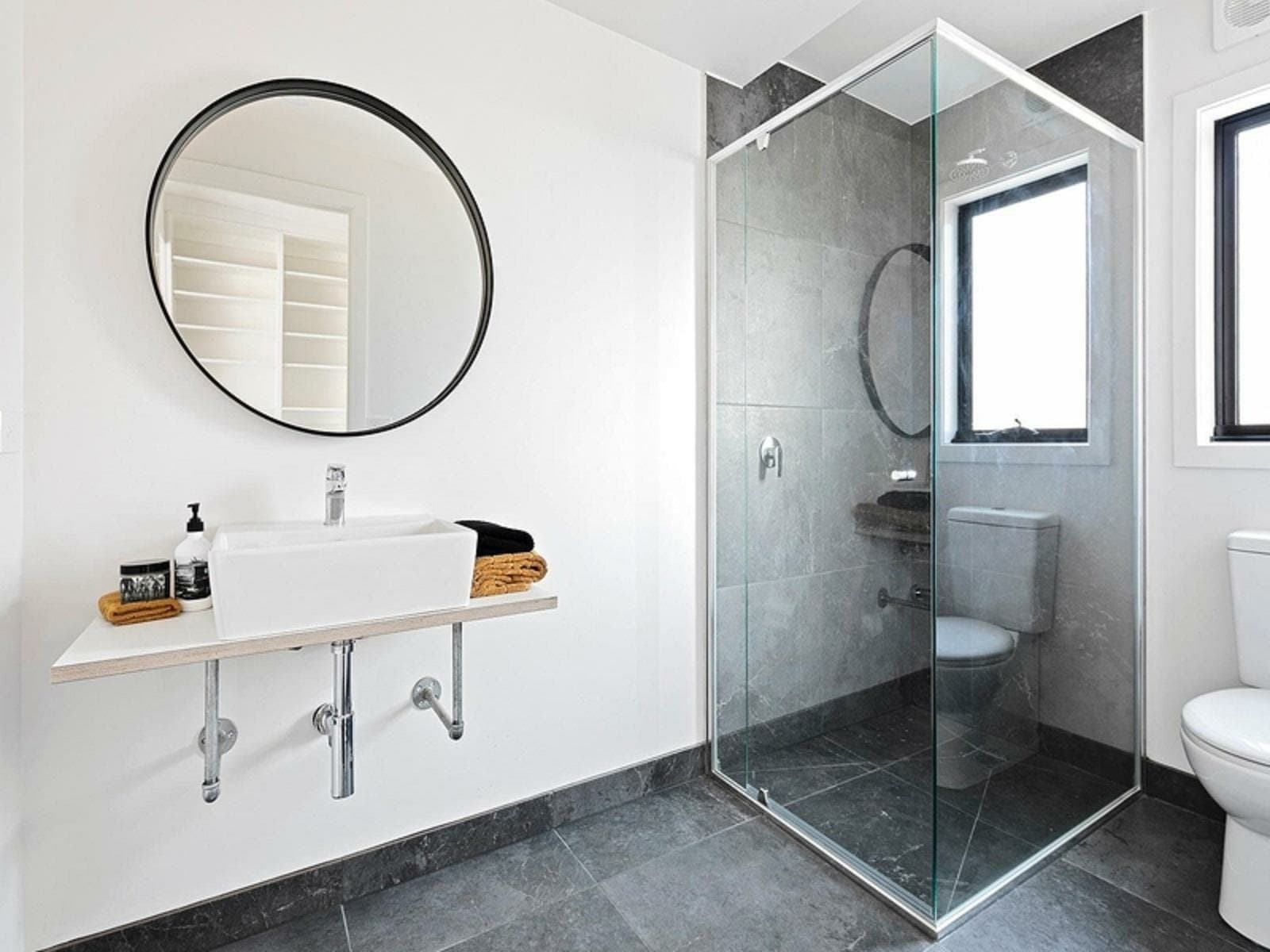4/10 Langwells Parade,Northcote, Northcote - Thumbnail 7