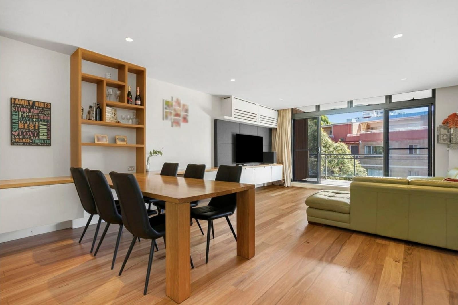 54/24-28 College Crescent, HORNSBY, Hornsby - Thumbnail 2