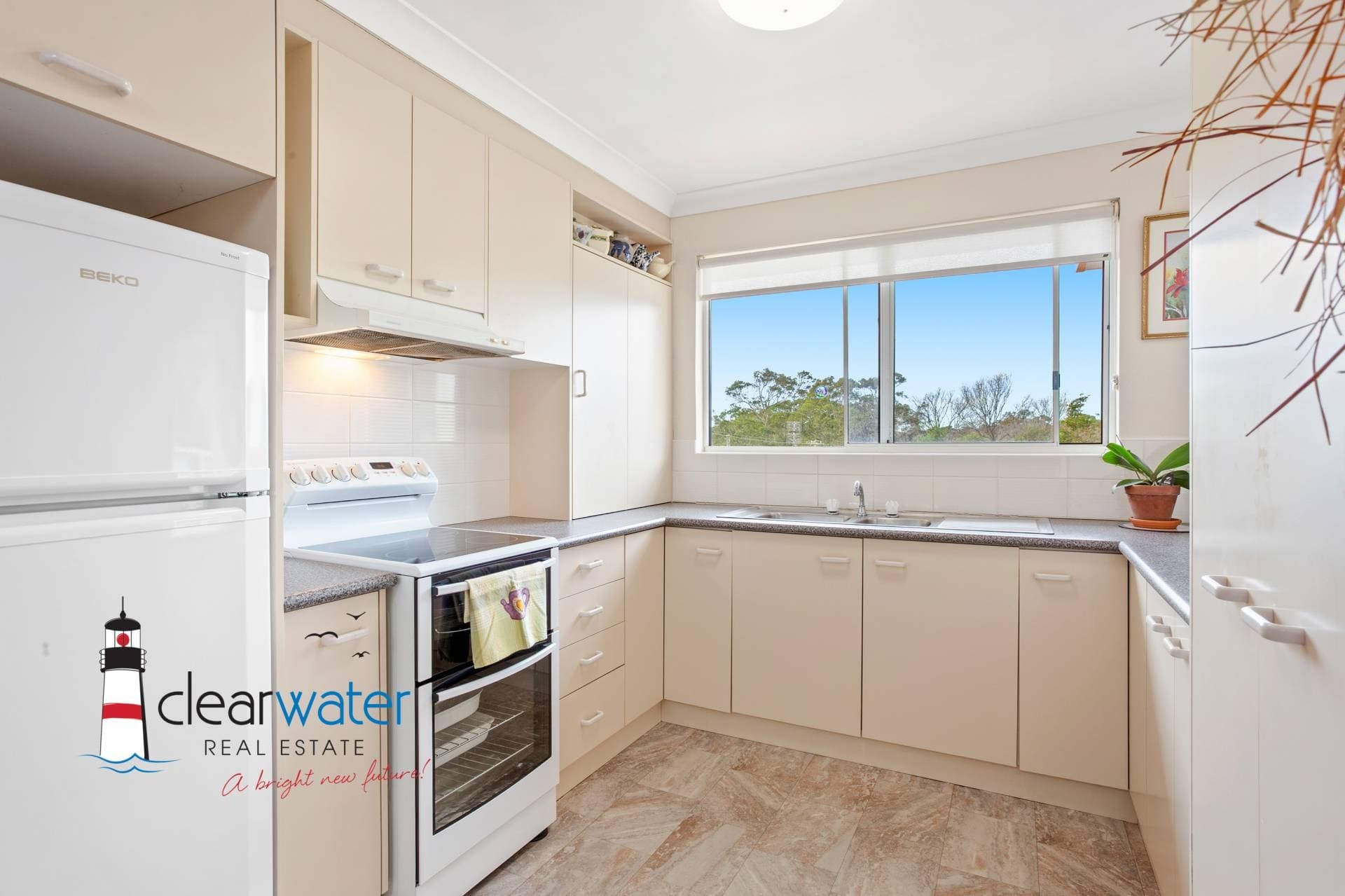 Unit 2, 28 Marine Dr, Narooma - Thumbnail 8