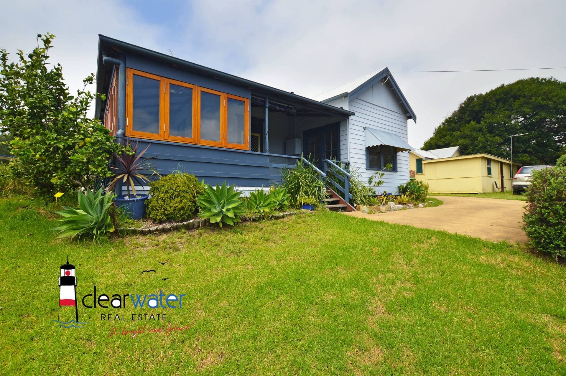 18 Charles Moffitt Dr, Moruya Heads - Image 1
