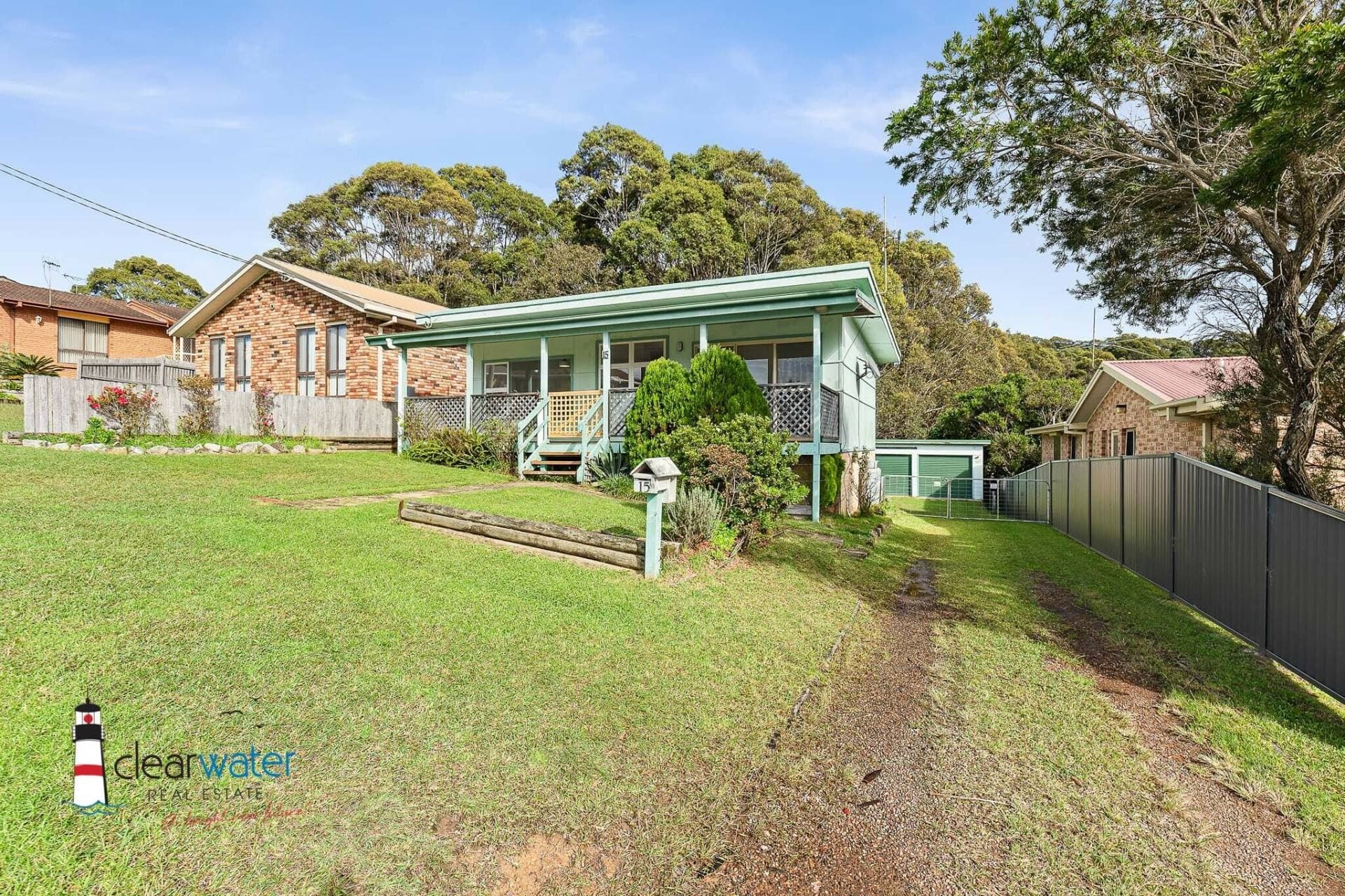15 Montague Ave, Kianga - Image 1