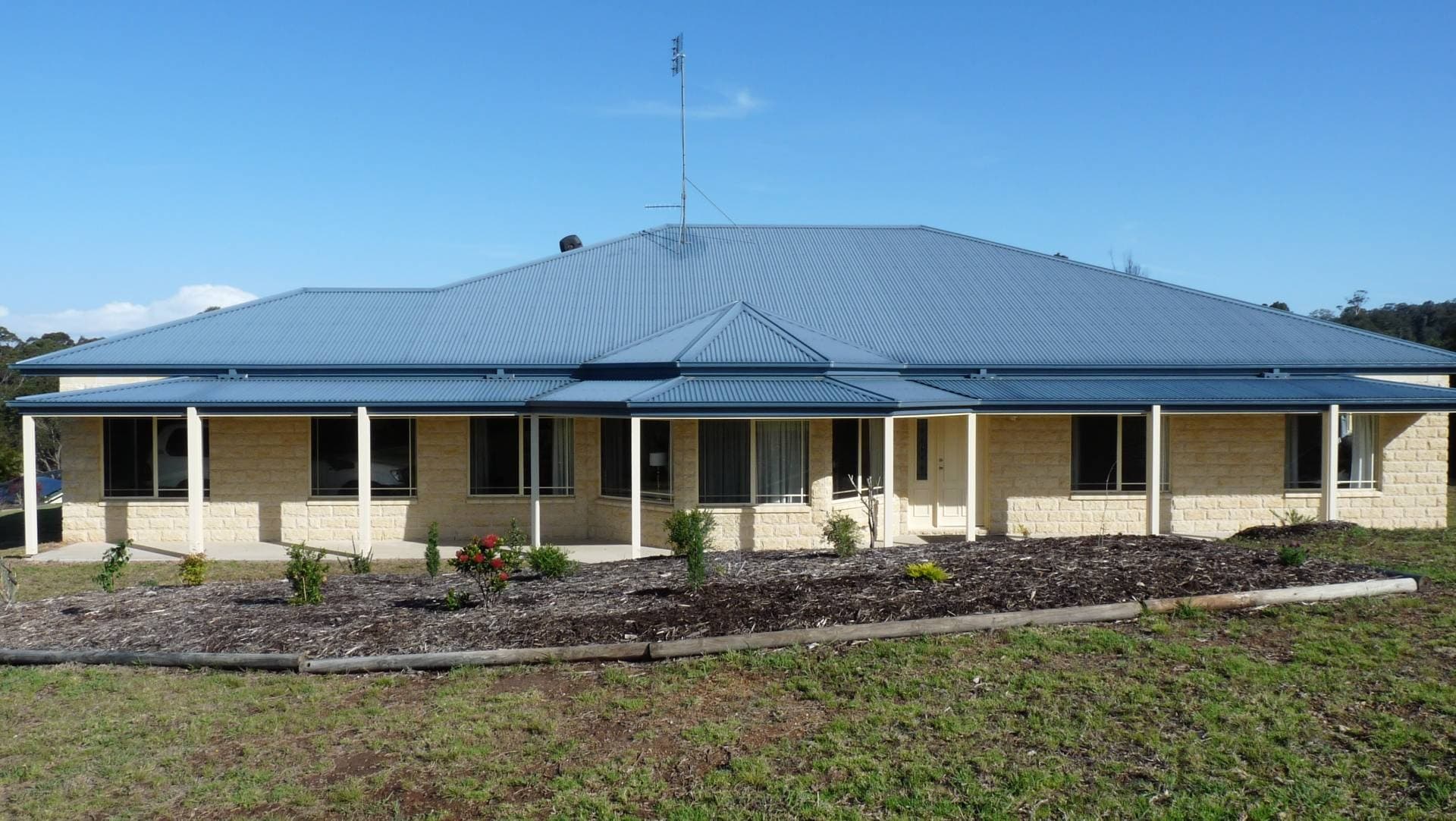 16 Albert Park Lane, Narooma - Image 1