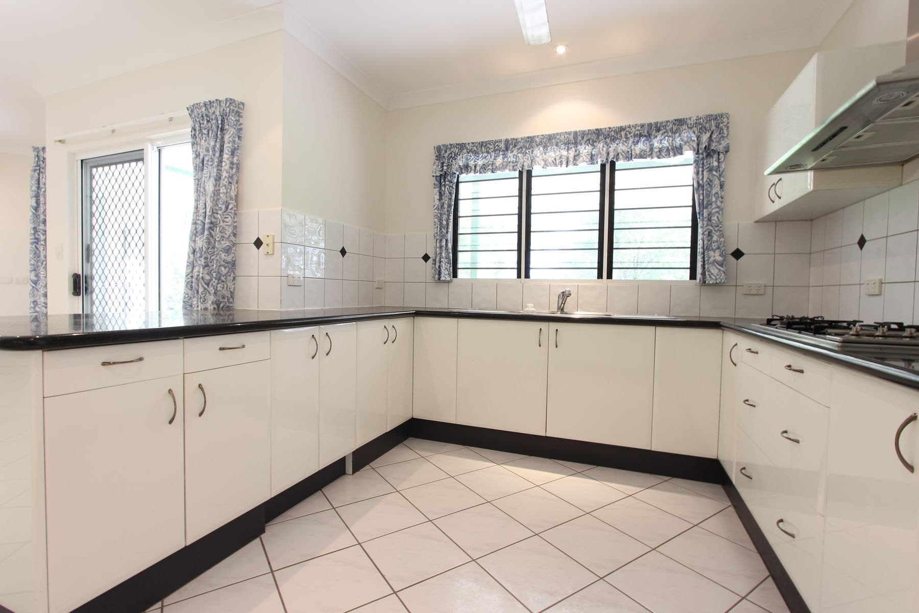 8 Mcphee Place, Gunn, NT 0832, Gunn - Thumbnail 4