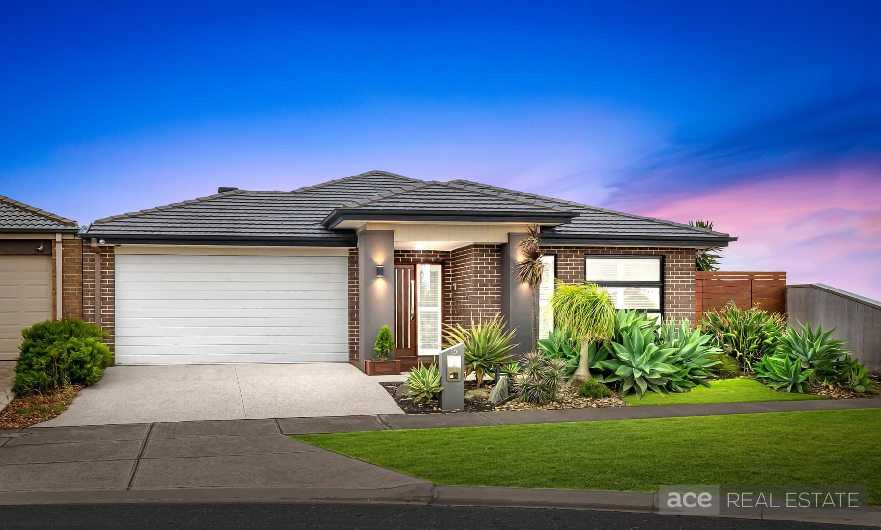 10 Seagrass Crescent POINT COOK VIC 3030, Point Cook - Thumbnail 3