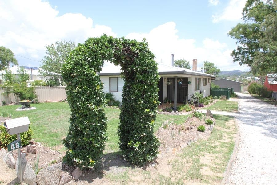 48 Scott Street, Tenterfield NSW 2372, Tenterfield - Image 1
