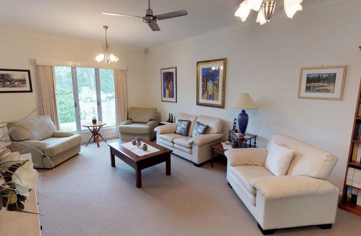 48 Essex Court, Mount Hallen, Mount Hallen - Thumbnail 6