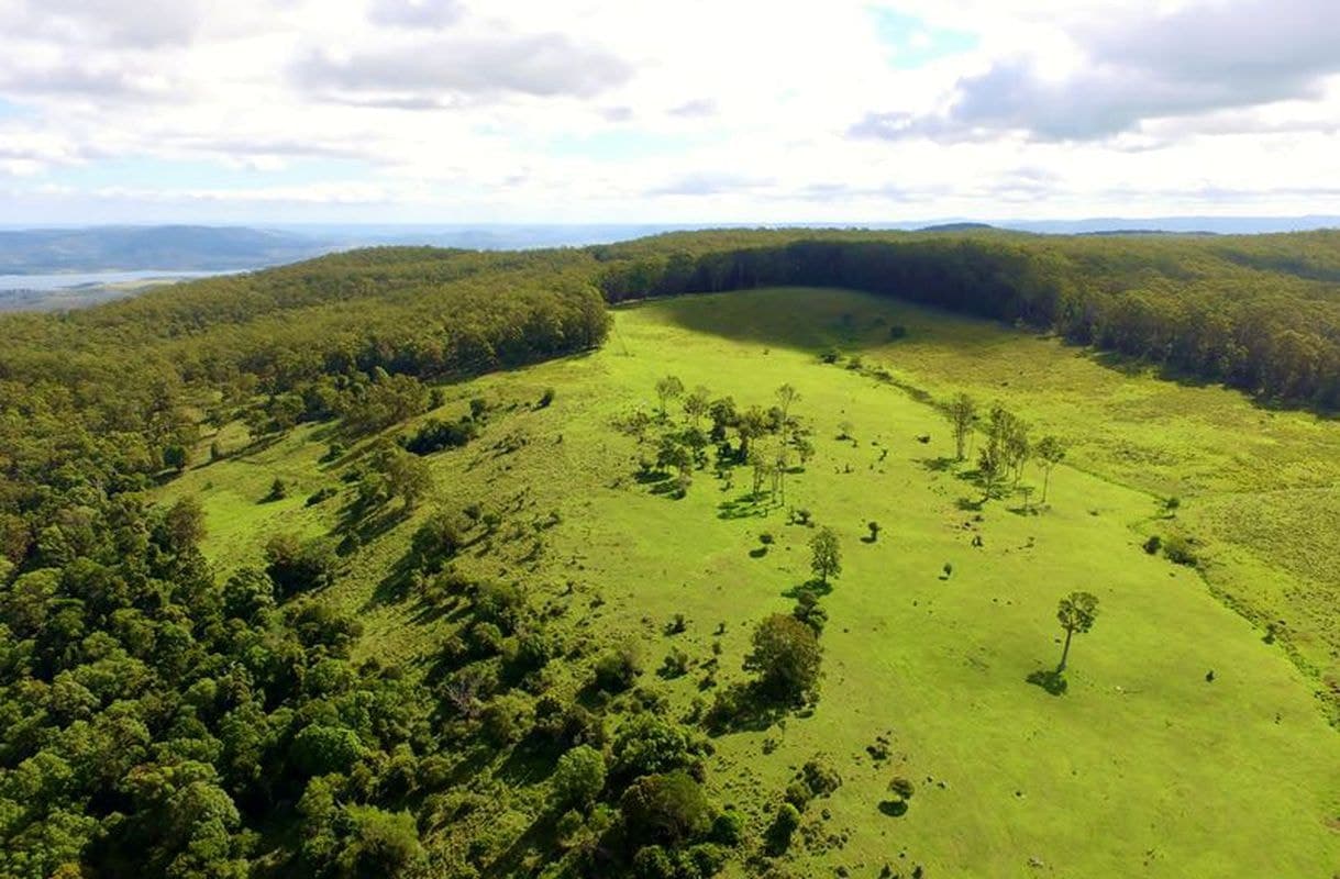 1 Gate Break, Mount Archer, Mount Archer - Image 1