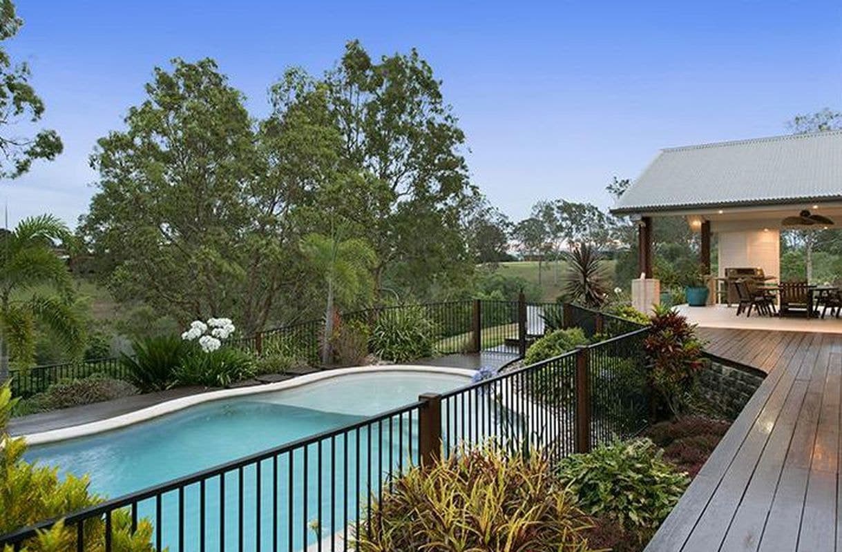 8 Andrew Clarke Road, Whiteside, Whiteside - Thumbnail 2