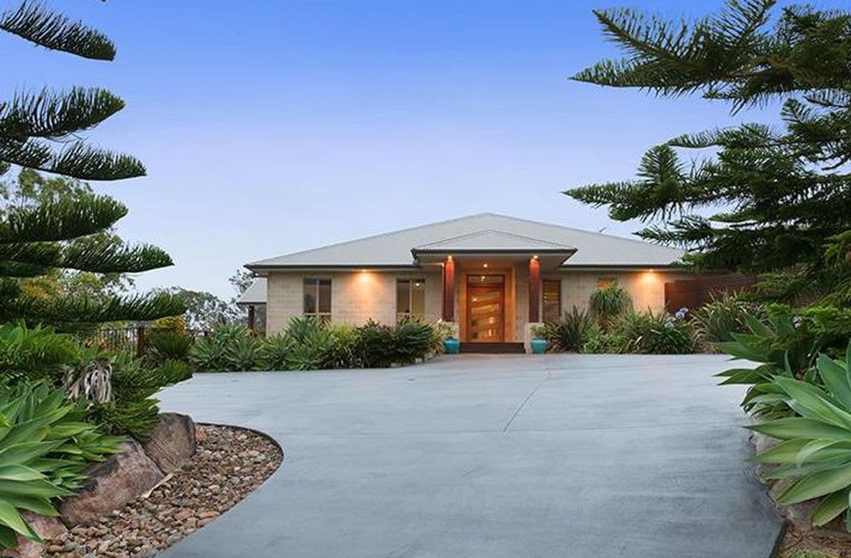 8 Andrew Clarke Road, Whiteside, Whiteside - Thumbnail 3