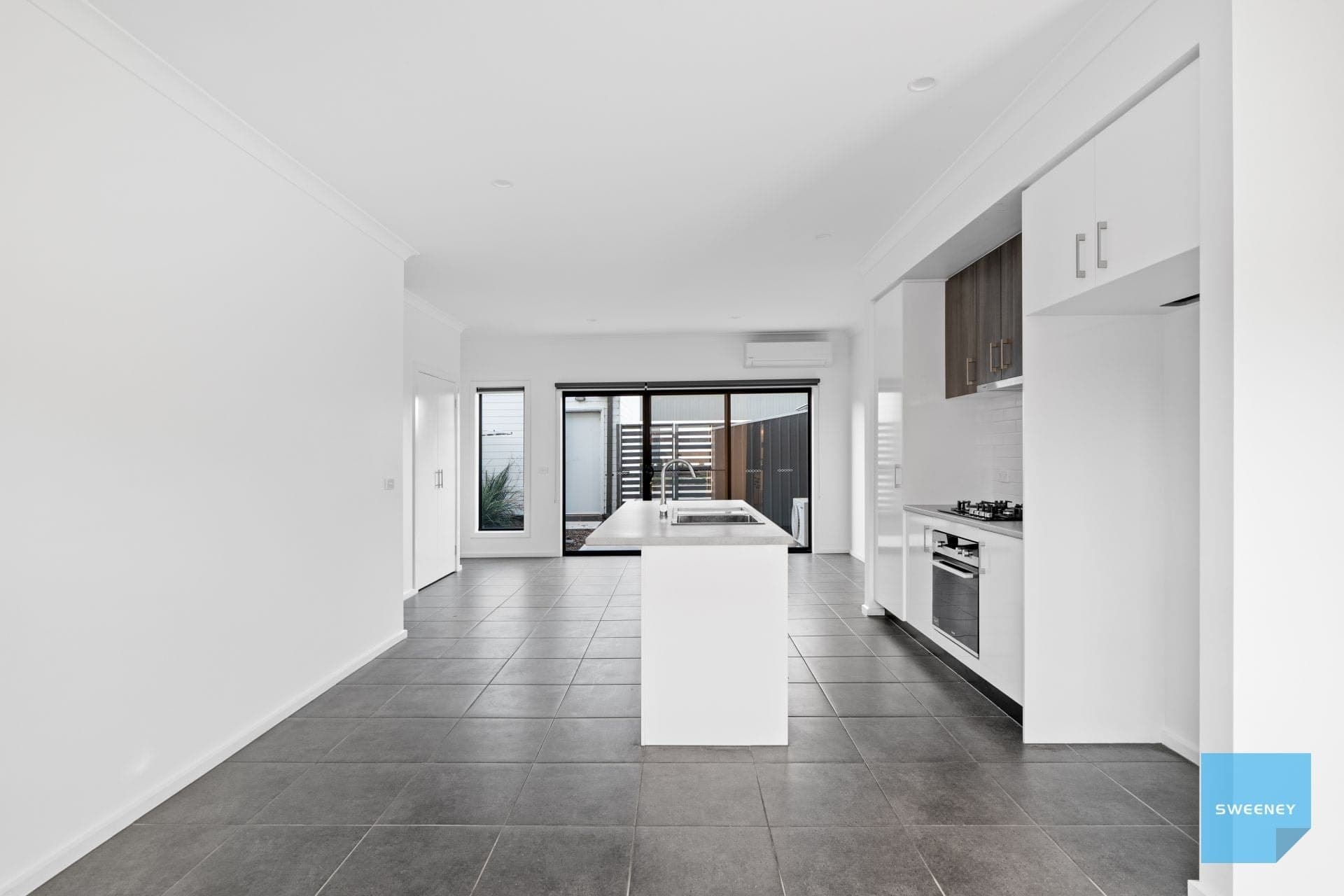 5 Kobe Street, DEANSIDE, Deanside - Thumbnail 4