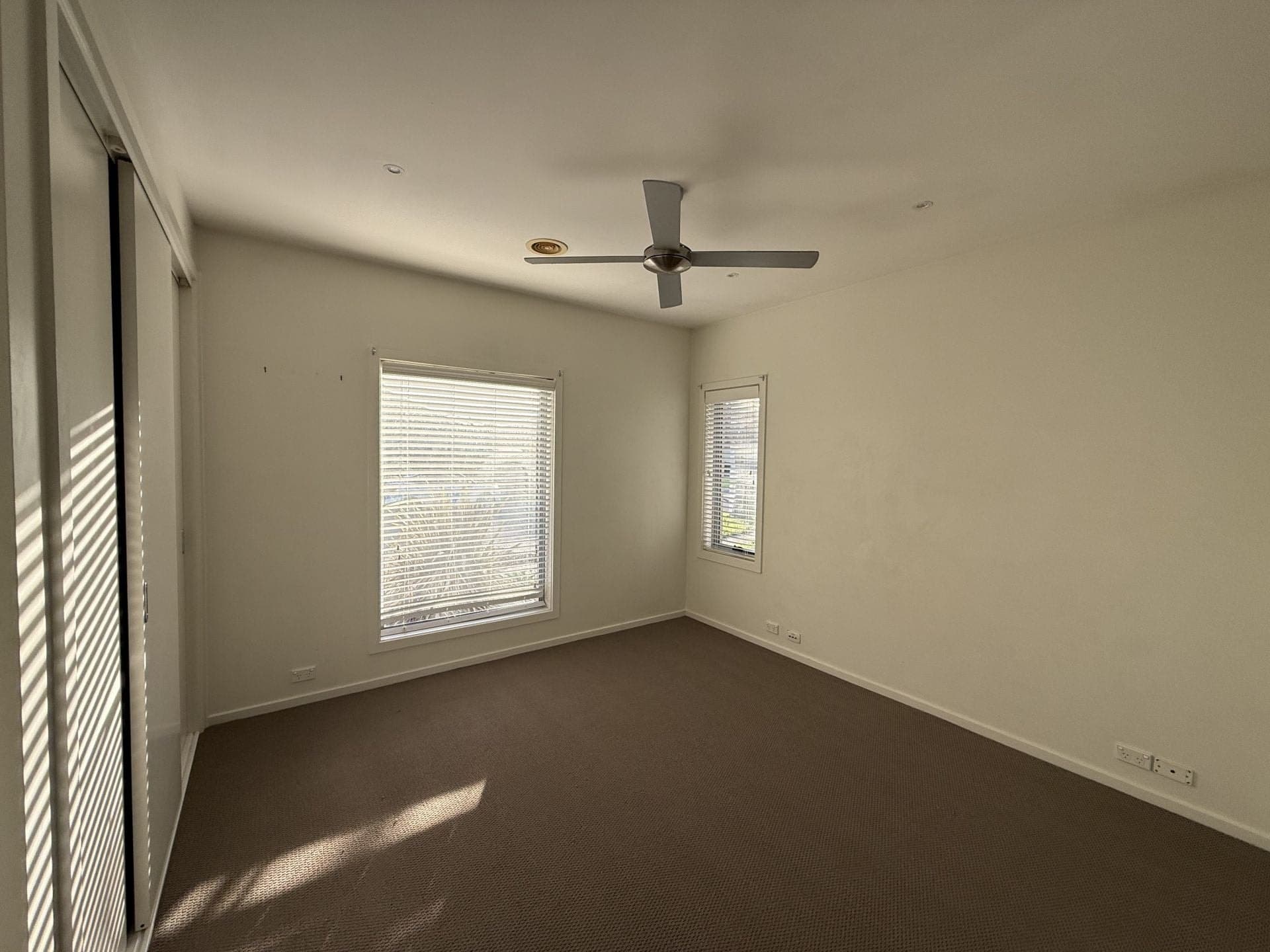 2 Croft Street, CAROLINE SPRINGS, Caroline Springs - Thumbnail 3
