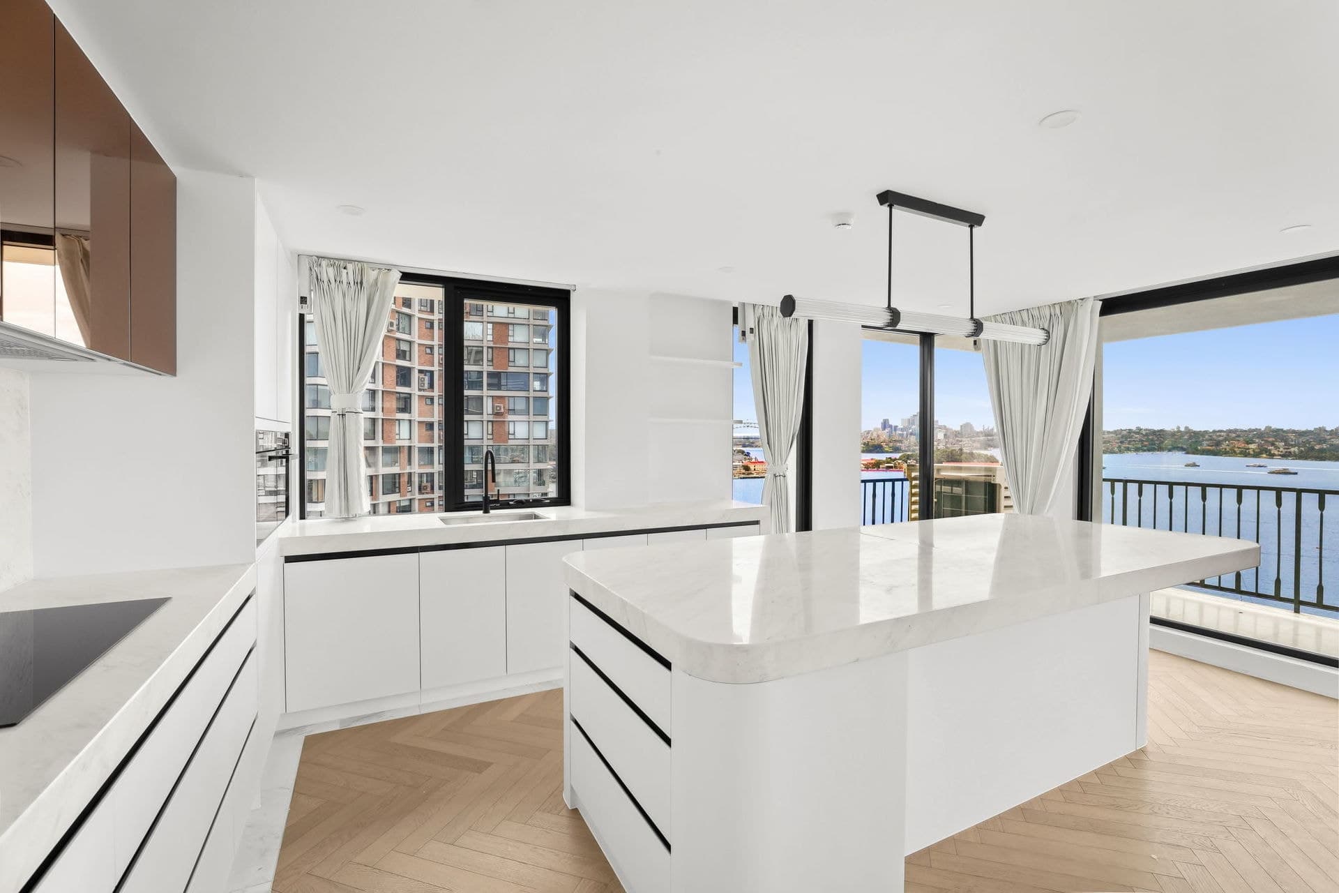 11a/13-15 Thornton Street, Darling Point - Thumbnail 3