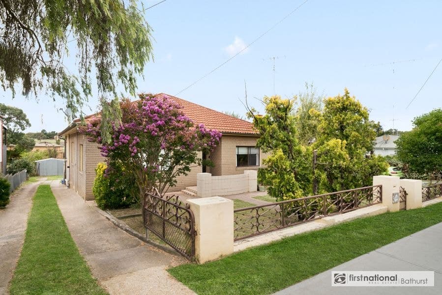 348 Stewart Street, Bathurst NSW 2795, Bathurst - Image 1