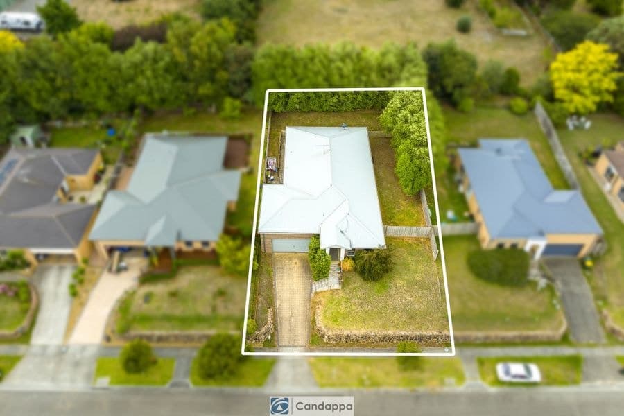 26 Sutherland Way, Drouin VIC 3818, Drouin - Image 1