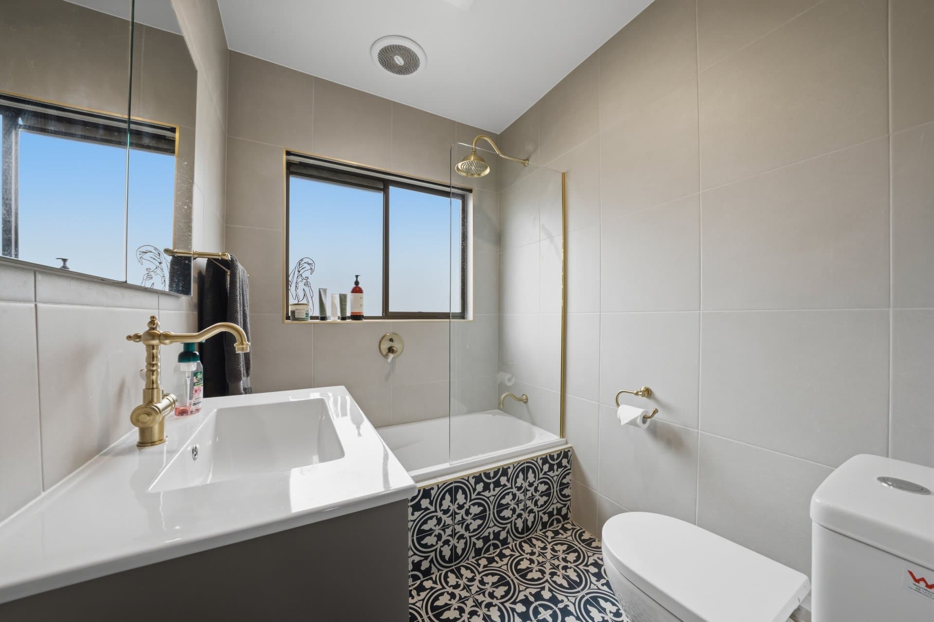 215 Tolosa Street, GLENORCHY TAS 7010, Glenorchy - Thumbnail 4
