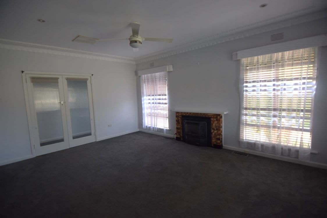 18 Wareena Street, WANGARATTA, VIC 3677, Wangaratta - Thumbnail 3