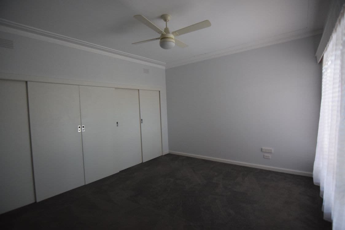 18 Wareena Street, WANGARATTA, VIC 3677, Wangaratta - Thumbnail 4