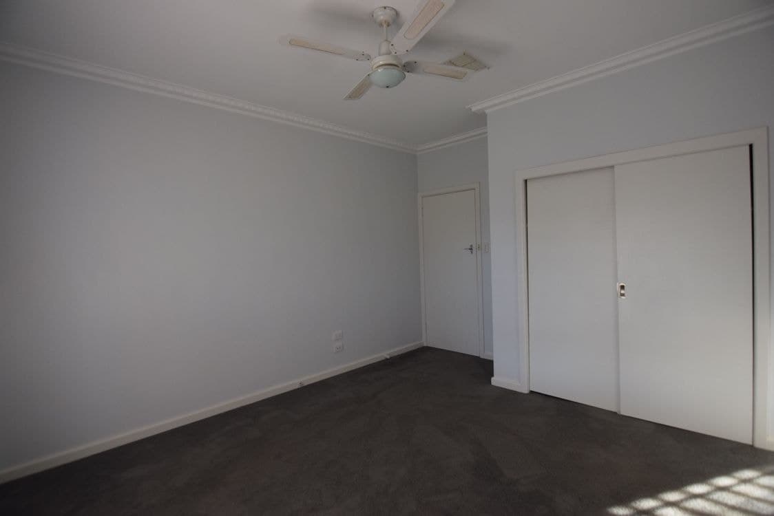 18 Wareena Street, WANGARATTA, VIC 3677, Wangaratta - Thumbnail 6