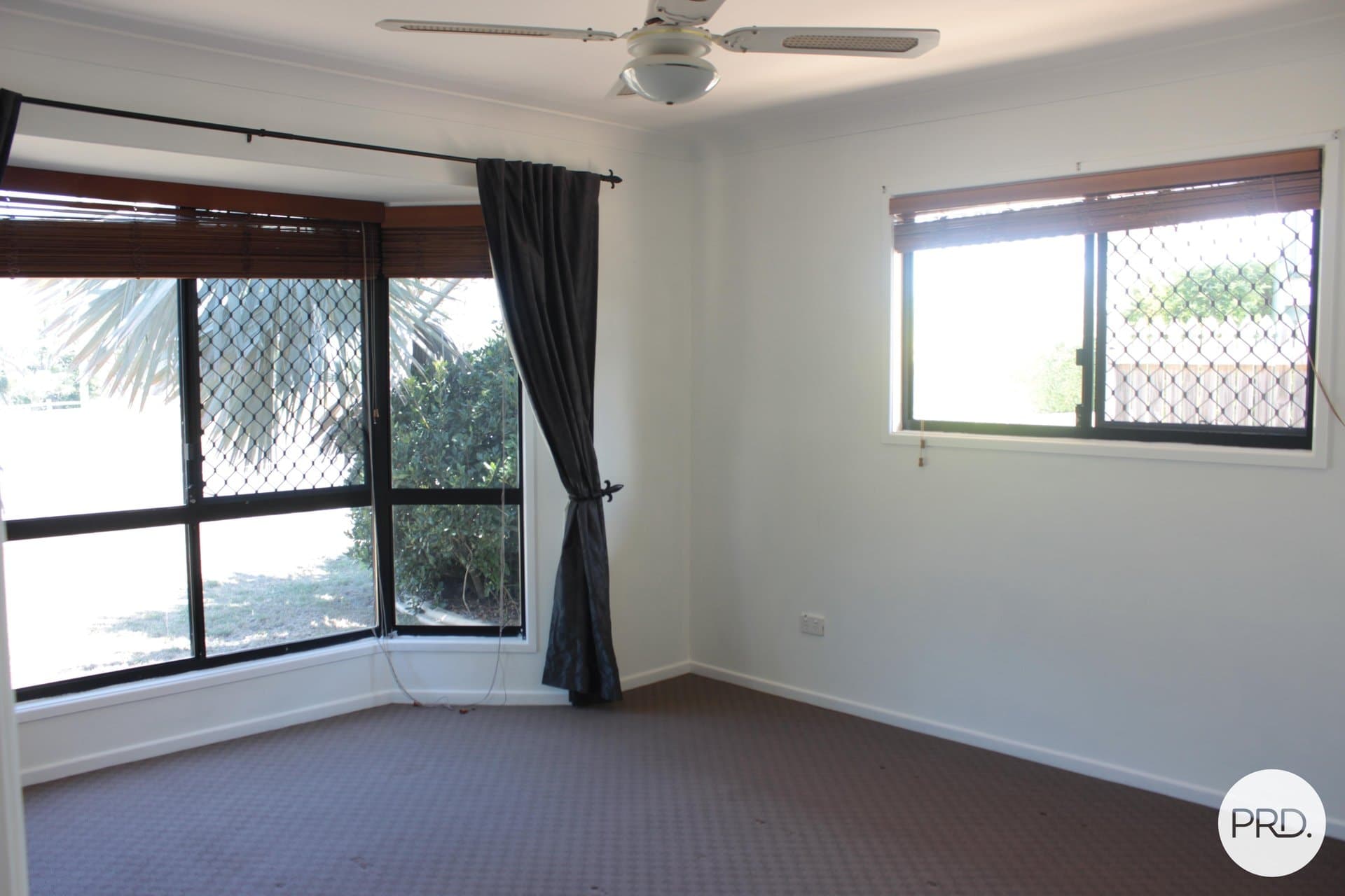 33 WYNDHAM Avenue, BOYNE ISLAND QLD 4680, Boyne Island Property Image - Thumbnail 8