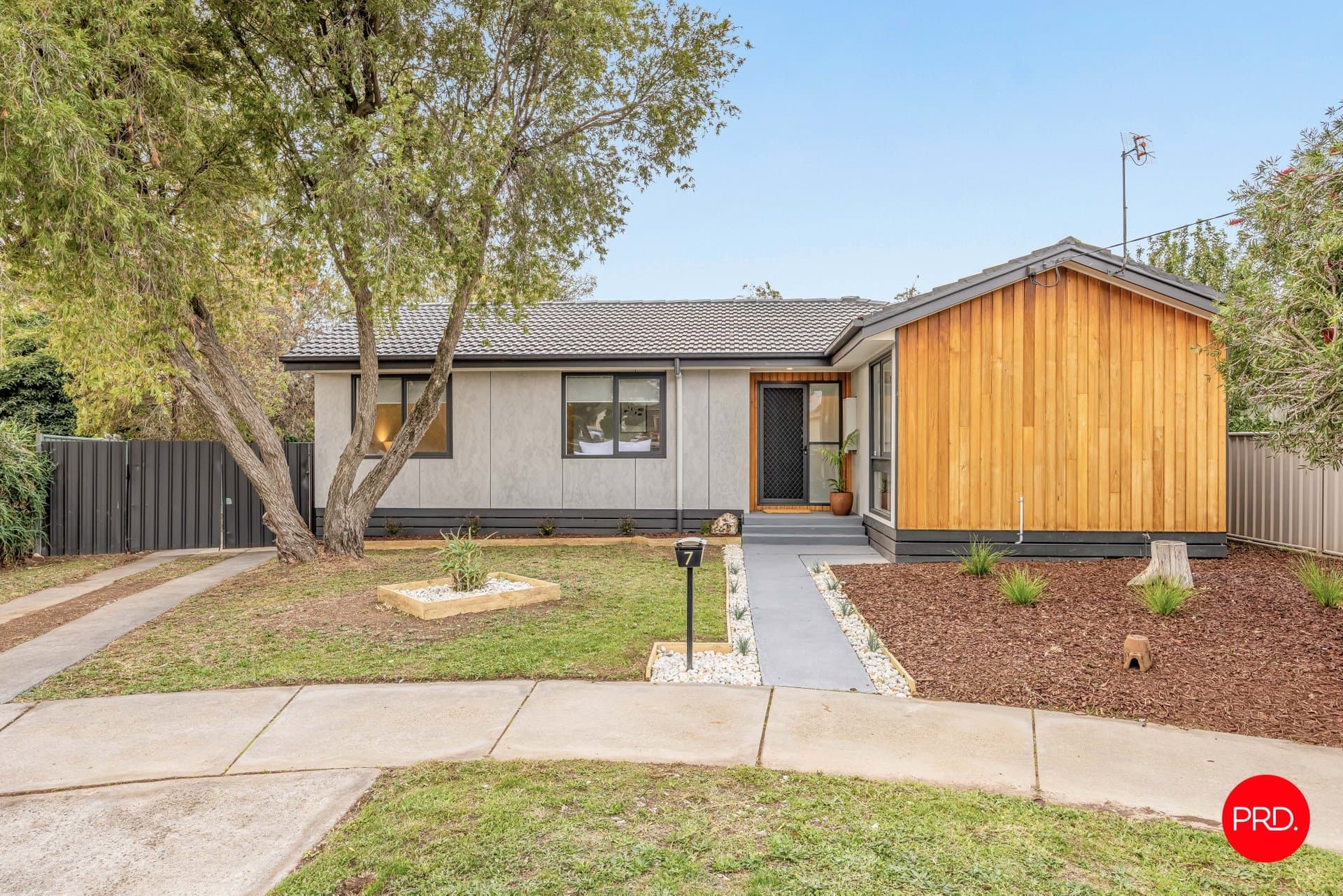 7 Owen Street, KENNINGTON VIC 3550, Kennington - Image 1