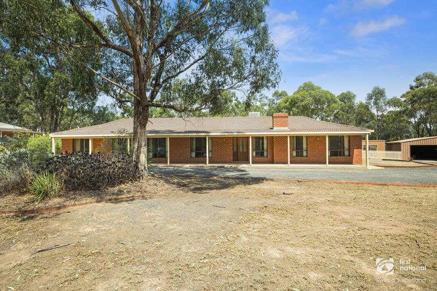 17 Cedar Drive, Ascot VIC 3551, Ascot - Image 1