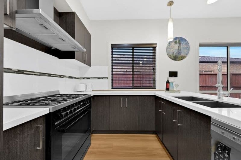 4 Cloverfield Crescent, Wollert, Wollert - Thumbnail 5