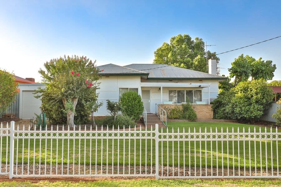 6 Whittaker Crescent, Red Cliffs VIC 3496, Red Cliffs - Image 1