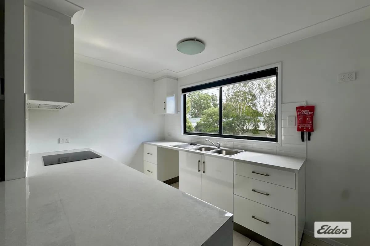 14/9 Cypress Drive, Emerald, QLD, 4720, Emerald - Thumbnail 2
