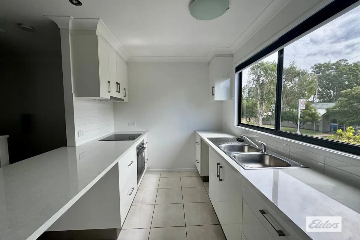 14/9 Cypress Drive, Emerald, QLD, 4720, Emerald - Thumbnail 3