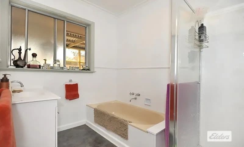 23 Ararat Road, Stawell, VIC, 3380, Stawell - Thumbnail 5